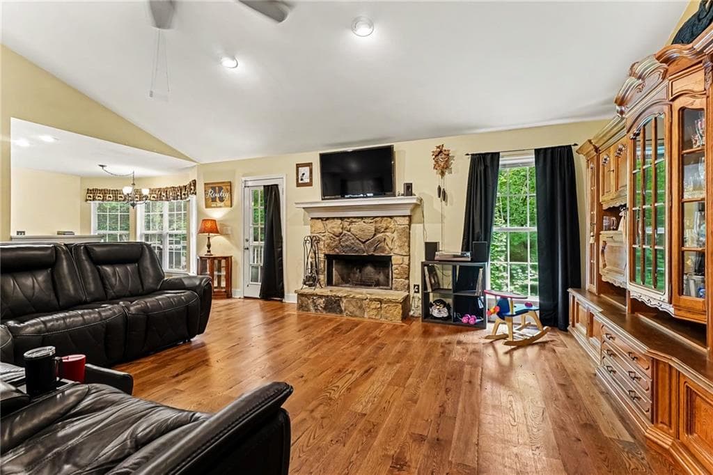 3 bedroom, 2 bathroom, 1,852 sq ft single family residence under contract at 390 Cotton Tail Drive, Baldwin, GA 30511 — photo 6