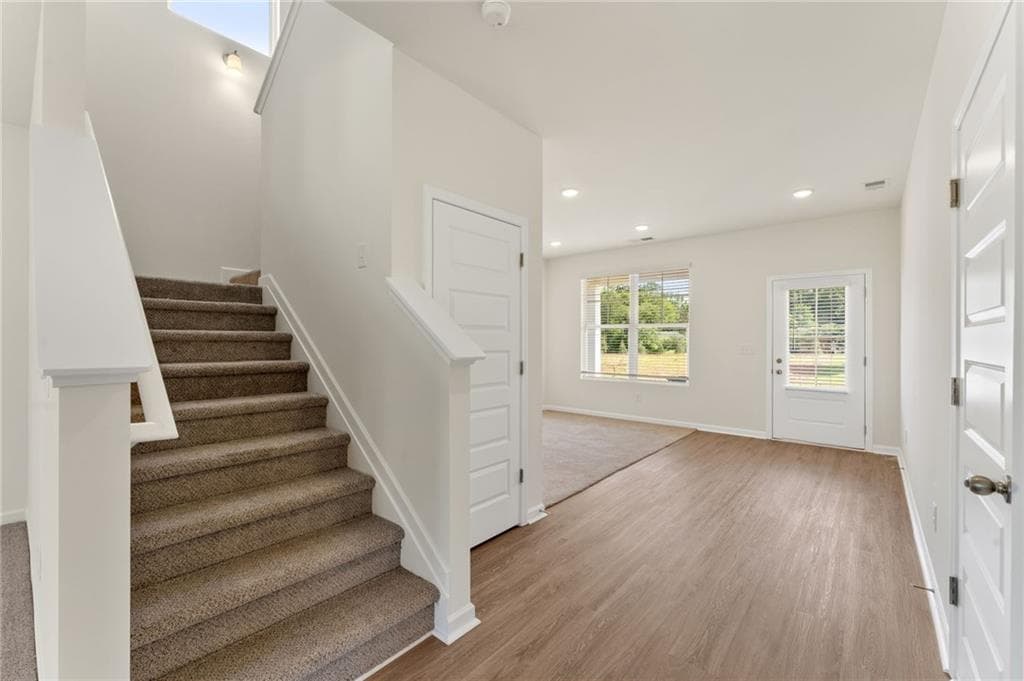 4 bedroom, 3 bathroom, 2,101 sq ft single family residence under contract at 134 Formosa Street, Adairsville, GA 30103 — photo 4