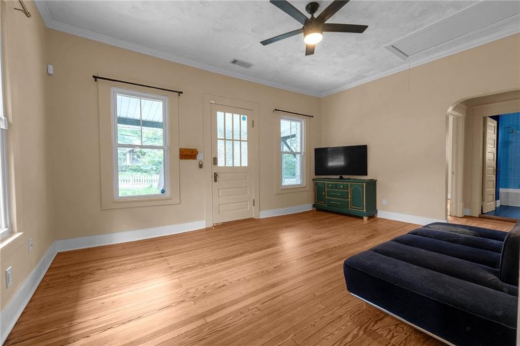 2 bedroom, 2 bathroom, 1,071 sq ft single family residence for sale at 1608 Carroll Drive, Atlanta, GA 30318 — photo 3