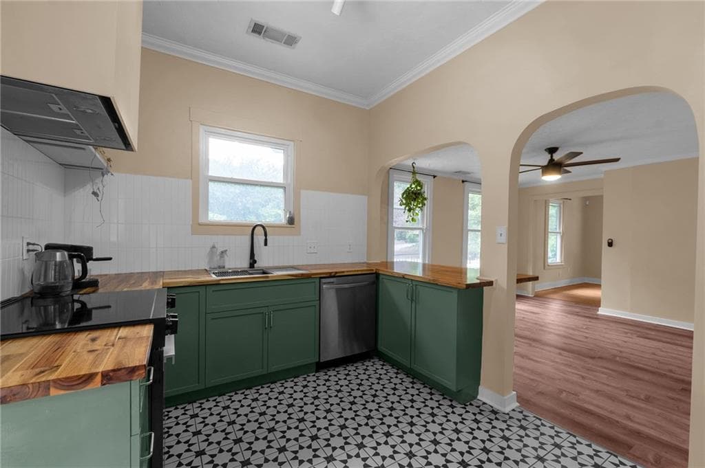 2 bedroom, 2 bathroom, 1,071 sq ft single family residence for sale at 1608 Carroll Drive, Atlanta, GA 30318 — photo 9