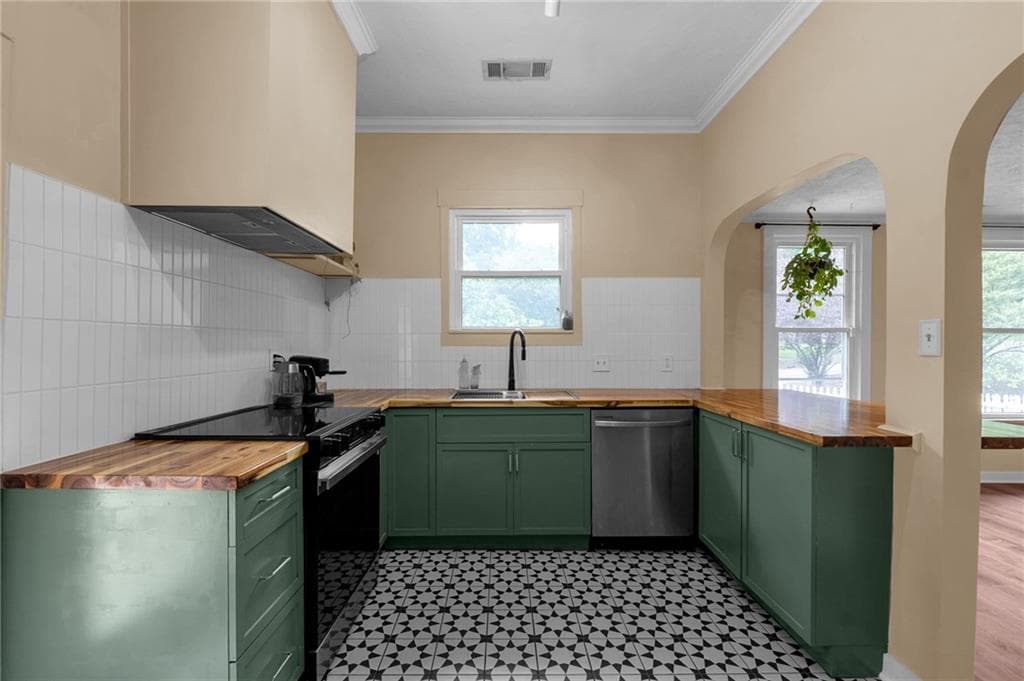 2 bedroom, 2 bathroom, 1,071 sq ft single family residence for sale at 1608 Carroll Drive, Atlanta, GA 30318 — photo 10