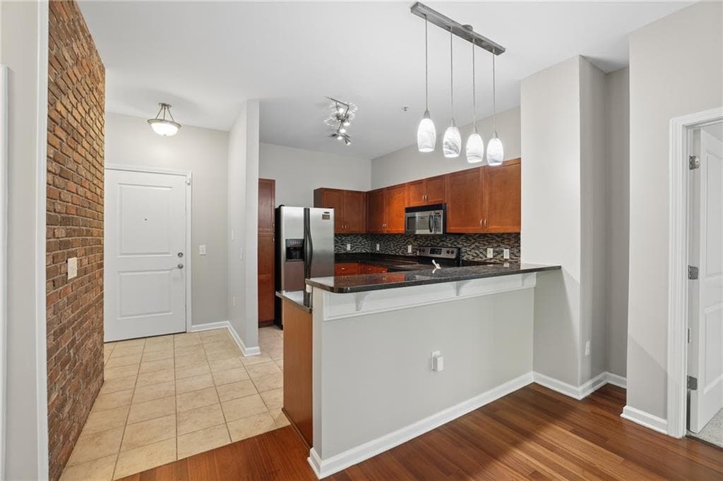 2 bedroom, 2 bathroom, 1,082 sq ft condominium for sale at 870 Mayson Turner Road 1208, Atlanta, GA 30314 — photo 7