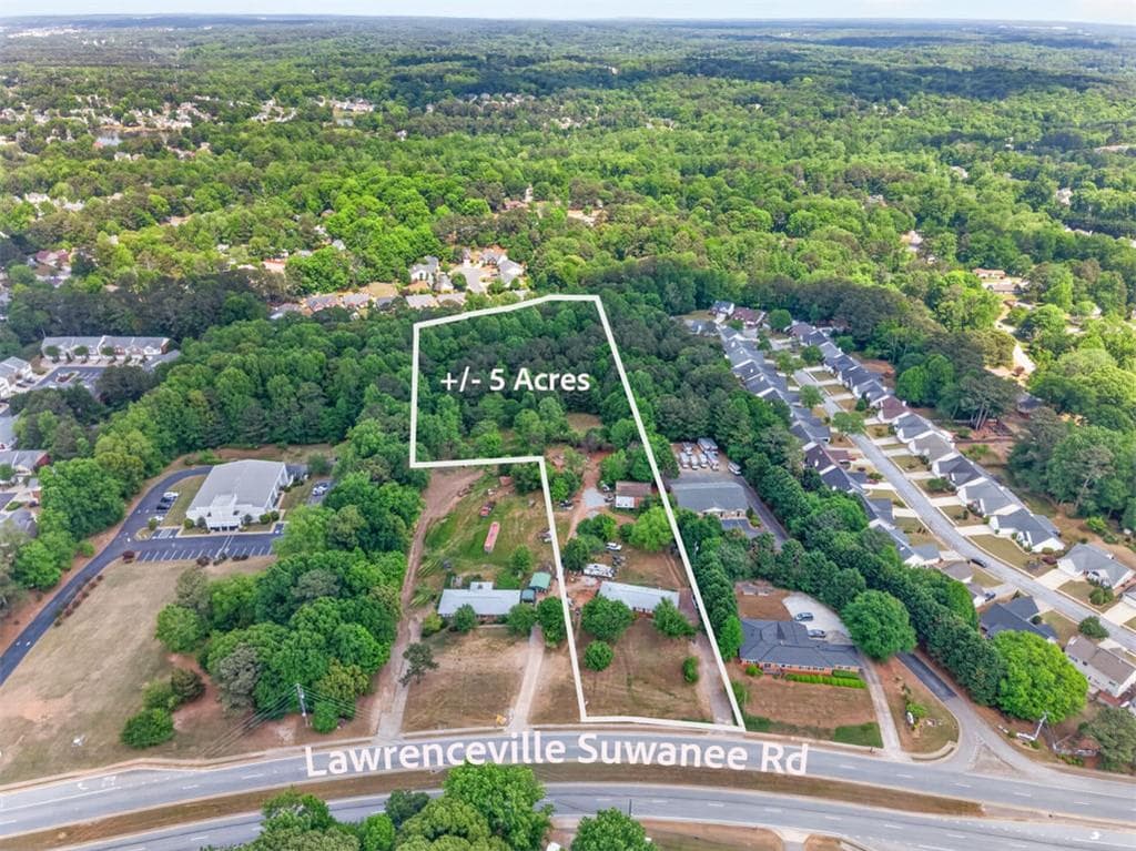 single family residence for sale at 1907 Lawrenceville-Suwanee Road, Lawrenceville, GA 30043 — photo 6