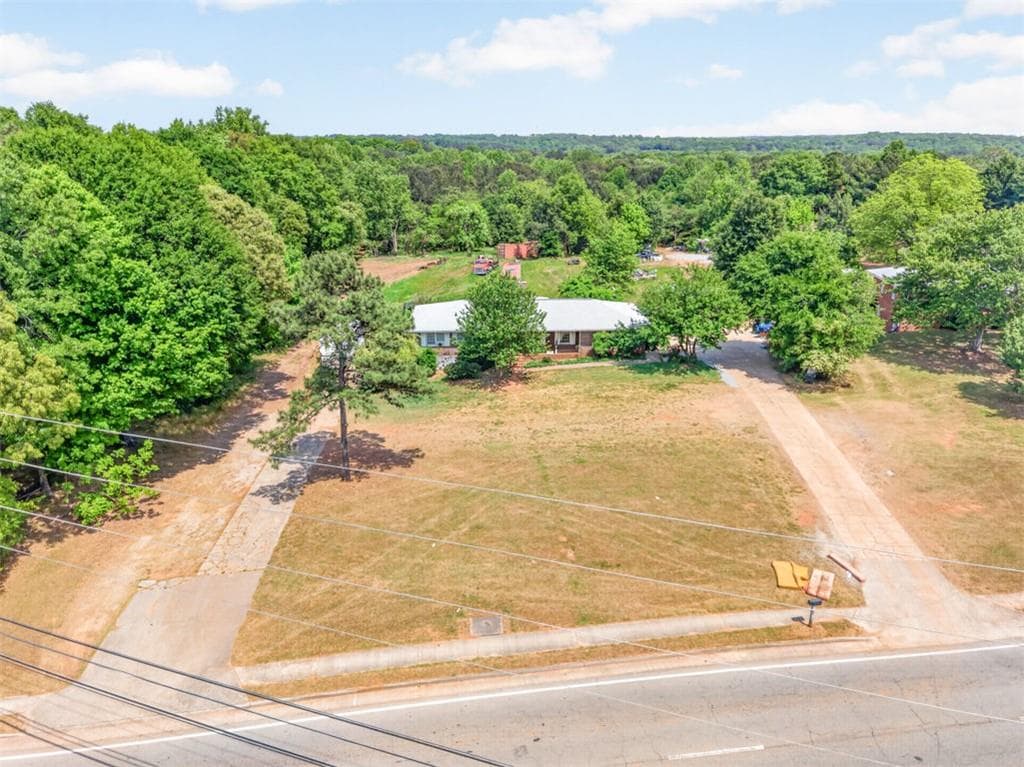 single family residence for sale at 1907 Lawrenceville-Suwanee Road, Lawrenceville, GA 30043 — photo 9