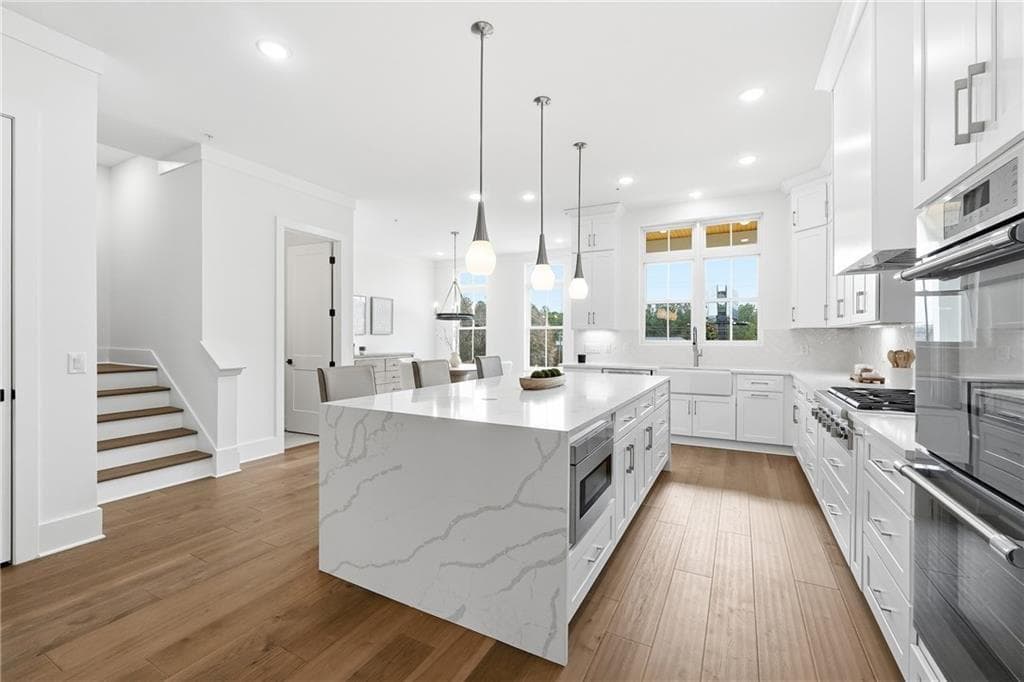 4 bedroom, 4 bathroom, 3,075 sq ft townhouse for sale at 531 S main Street 110, Alpharetta, GA 30009 — photo 7