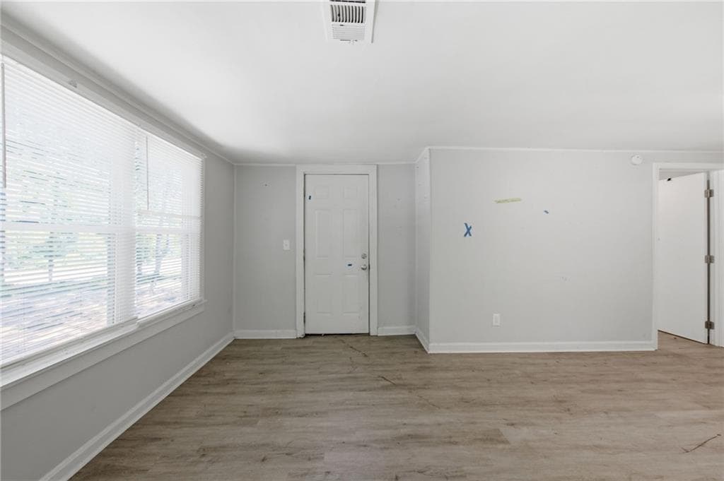 2 bedroom, 2 bathroom, 964 sq ft single family residence under contract at 14491 Veterans Memorial Highway, Villa Rica, GA 30180 — photo 8