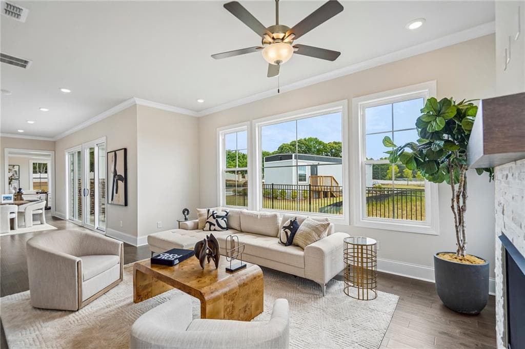3 bedroom, 3 bathroom, 1,955 sq ft single family residence for sale at 118 Herring Drive, Hoschton, GA 30548 — photo 6