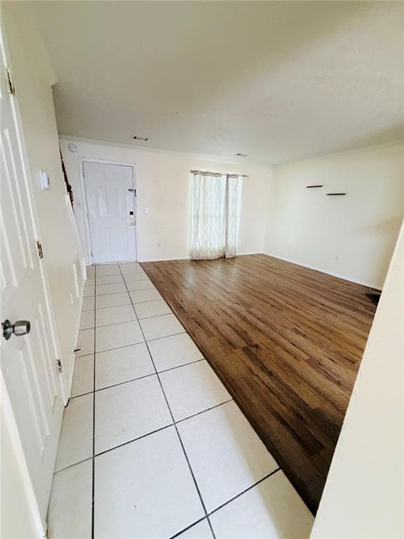 2 bedroom, 3 bathroom townhouse for rent at 1496 Kilmuir Way, Stone Mountain, GA 30083 for $1,600 a month — photo 2