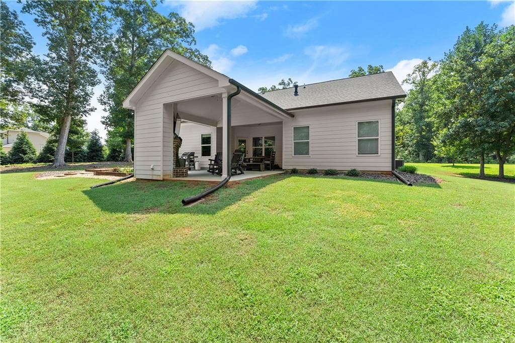 4 bedroom, 5 bathroom, 2,804 sq ft single family residence for sale at 246 Emaline Lane, Jefferson, GA 30549 — photo 10