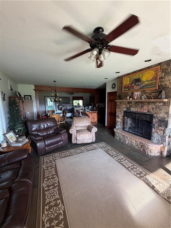 3 bedroom, 3 bathroom, 3,870 sq ft single family residence under contract at 1400 Fieldcrest Court, Buckhead, GA 30625 — photo 6