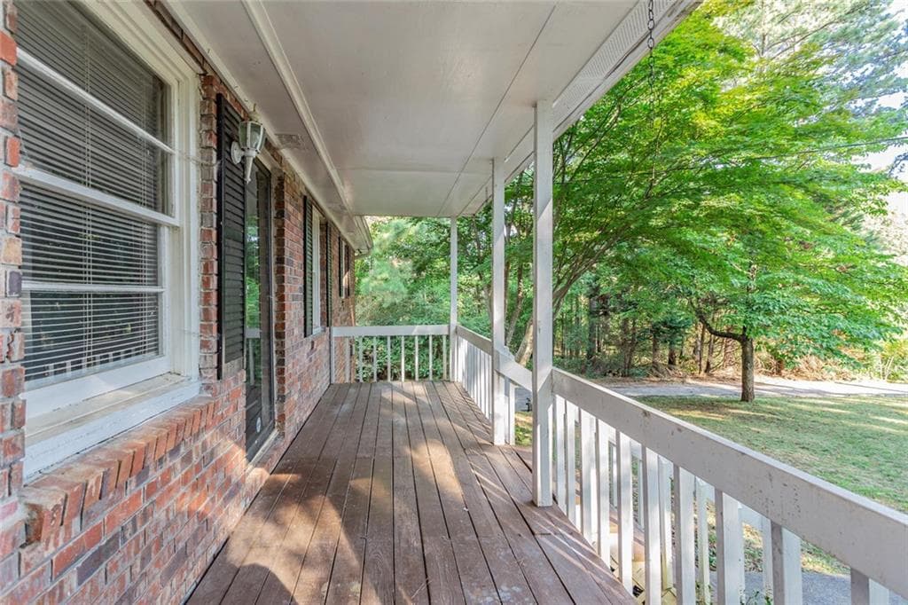 2 bedroom, 1 bathroom, 1,008 sq ft single family residence for rent at 850 Red Barn Road, Acworth, GA 30102 for $1,650 a month — photo 4