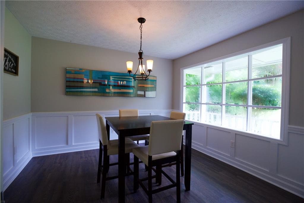 3 bedroom, 2 bathroom, 1,606 sq ft single family residence for rent at 3328 Mountain Hollow Drive, Marietta, GA 30062 for $2,200 a month — photo 7