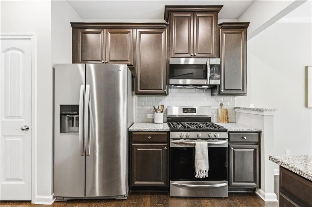 3 bedroom, 3 bathroom, 2,513 sq ft townhouse under contract at 525 Coral, Marietta, GA 30064 — photo 7