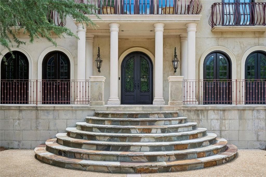 6 bedroom, 12 bathroom, 14,124 sq ft single family residence for sale at 72 Blackland Road, Atlanta, GA 30342 — photo 6