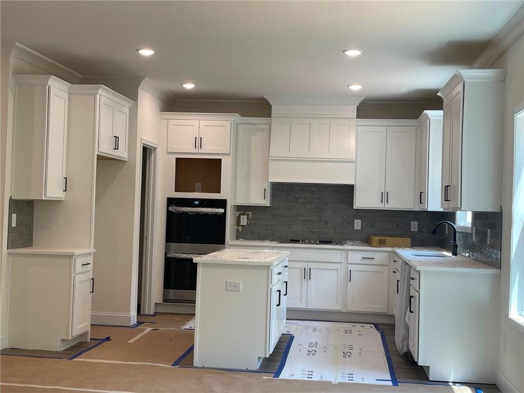 3 bedroom, 4 bathroom, 2,470 sq ft single family residence for sale at 8275 CROOKED CREEK Drive, Cumming, GA 30028 — photo 5