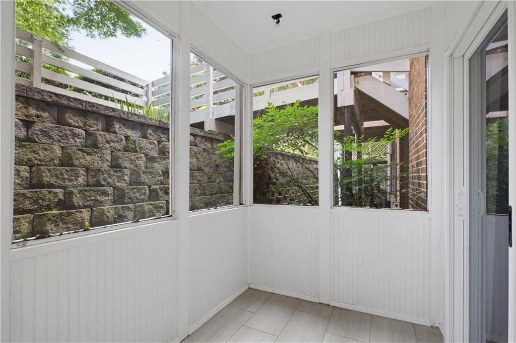 2 bedroom, 2 bathroom, 1,311 sq ft condominium for rent at 279 Quail Run 279, Roswell, GA 30076 for $2,395 a month — photo 6