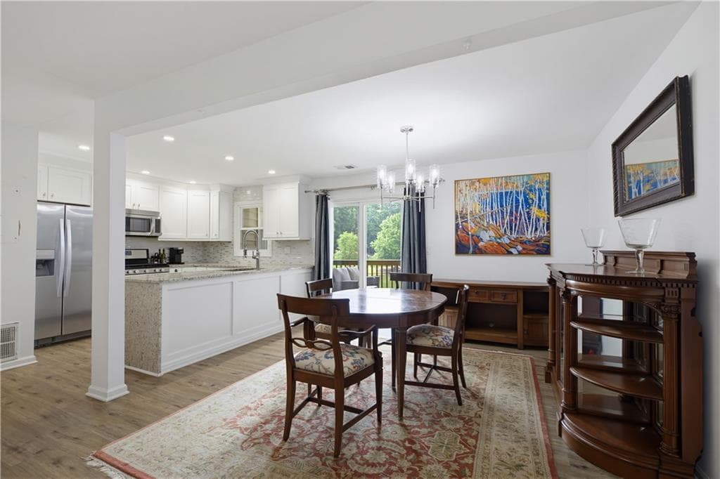2 bedroom, 2 bathroom, 1,311 sq ft condominium for rent at 279 Quail Run 279, Roswell, GA 30076 for $2,395 a month — photo 9