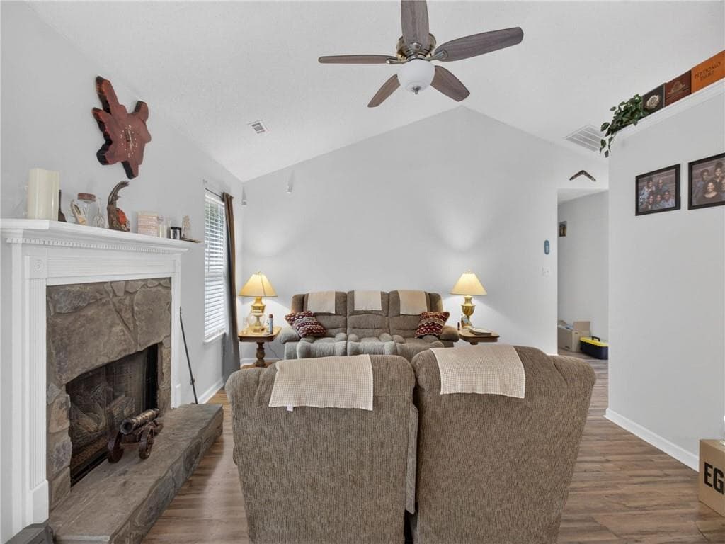 3 bedroom, 2 bathroom, 1,398 sq ft single family residence for sale at 109 Collins Way, Douglasville, GA 30134 — photo 9