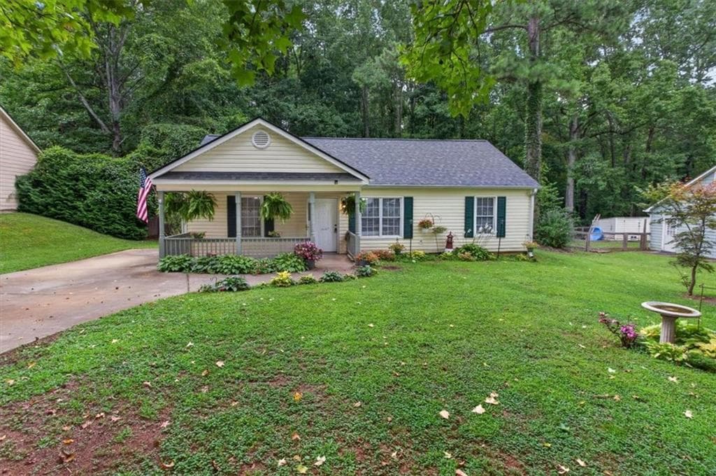 3 bedroom, 2 bathroom, 1,118 sq ft single family residence under contract at 129 Whispering Pine Lane, White, GA 30184