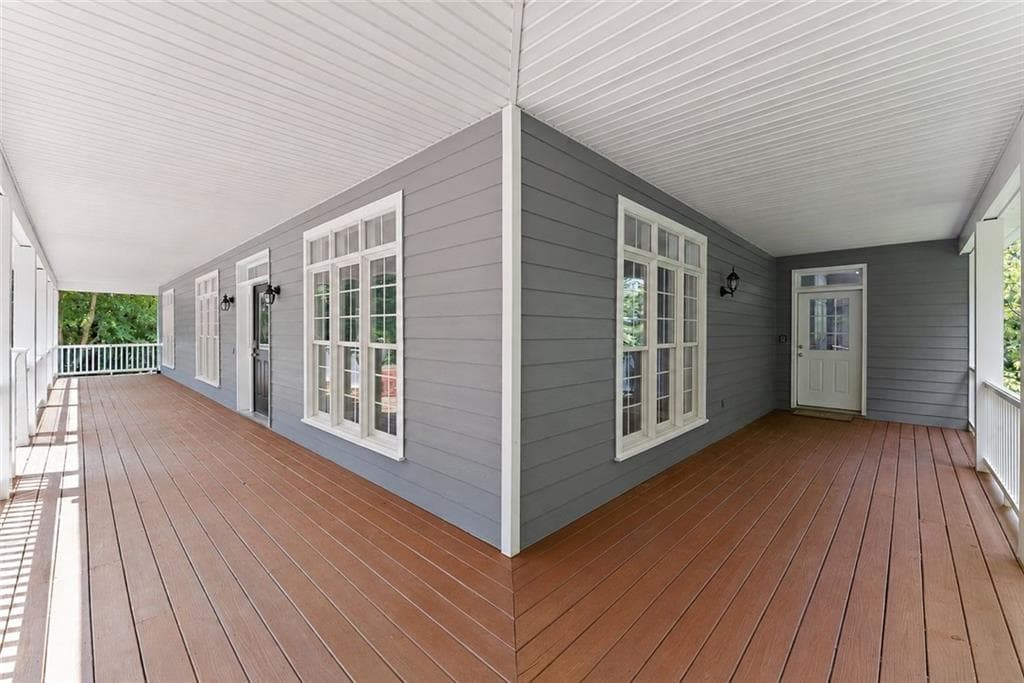 6 bedroom, 4 bathroom, 5,176 sq ft single family residence for sale at 265 Lynda Lane, Cleveland, GA 30528 — photo 8