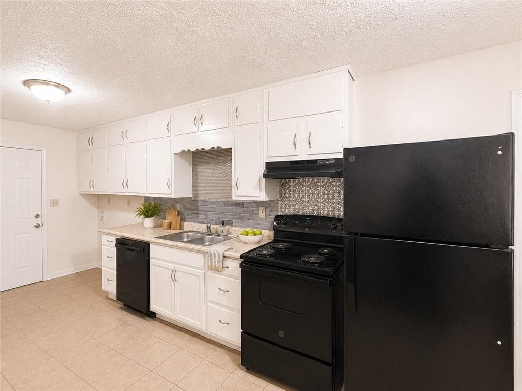 4 bedroom, 2 bathroom, 1,300 sq ft single family residence for rent at 3166 Sandusky Drive, Decatur, GA 30032 for $1,950 a month — photo 3