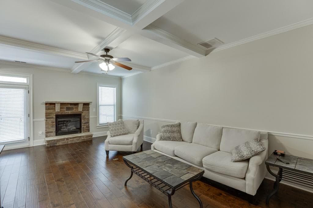 5 bedroom, 3 bathroom, 2,592 sq ft single family residence for sale at 2085 Mount Grove Court, Dacula, GA 30019 — photo 8