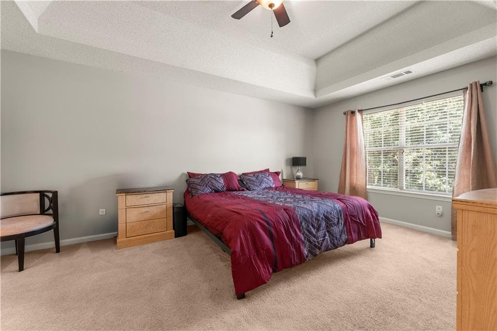 3 bedroom, 2 bathroom, 1,720 sq ft single family residence for sale at 27 Waters Edge Way, Fayetteville, GA 30215 — photo 5