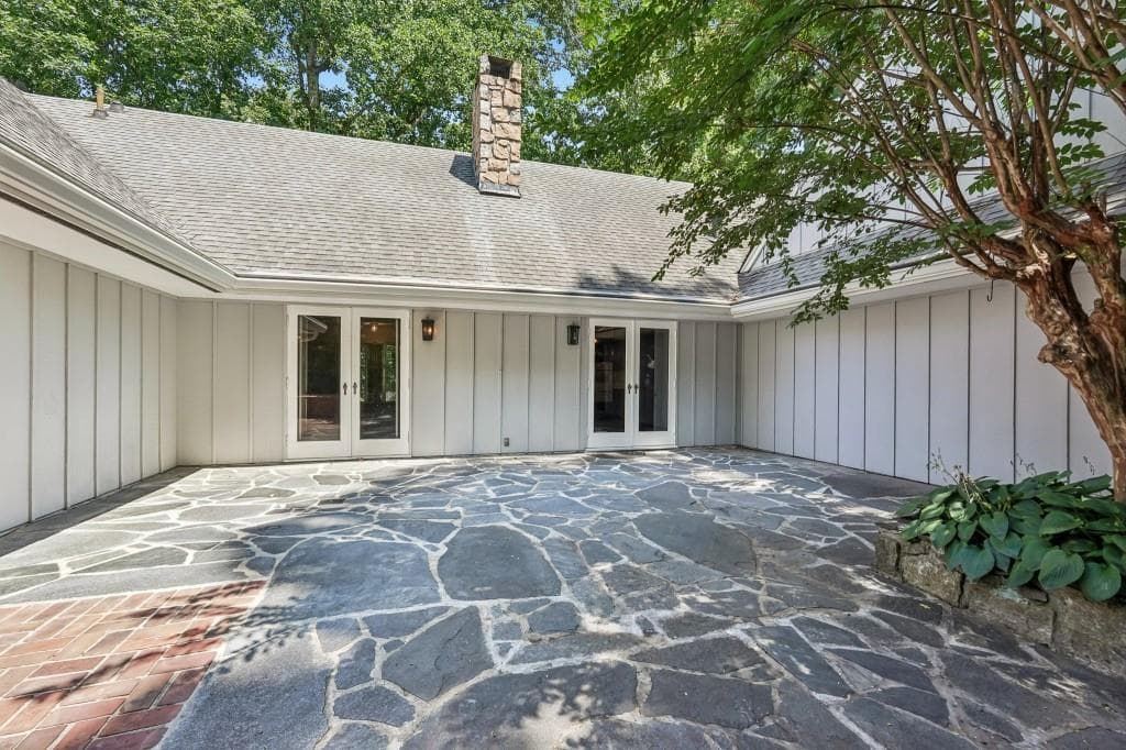 4 bedroom, 3 bathroom, 3,684 sq ft single family residence under contract at 4891 Timberland Drive, Mableton, GA 30126 — photo 3