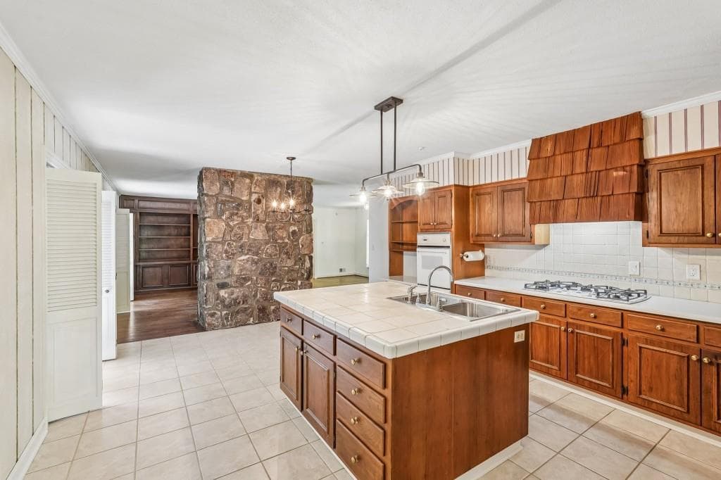 4 bedroom, 3 bathroom, 3,684 sq ft single family residence under contract at 4891 Timberland Drive, Mableton, GA 30126 — photo 8