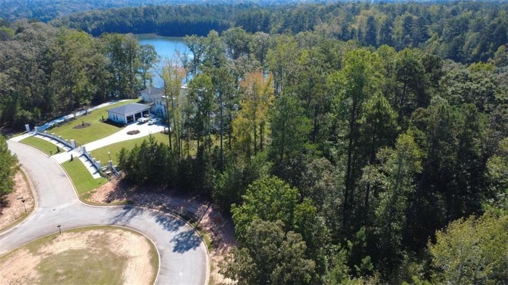 single family residence under contract at 739 Giverney Way, South Fulton, GA 30213 — photo 3
