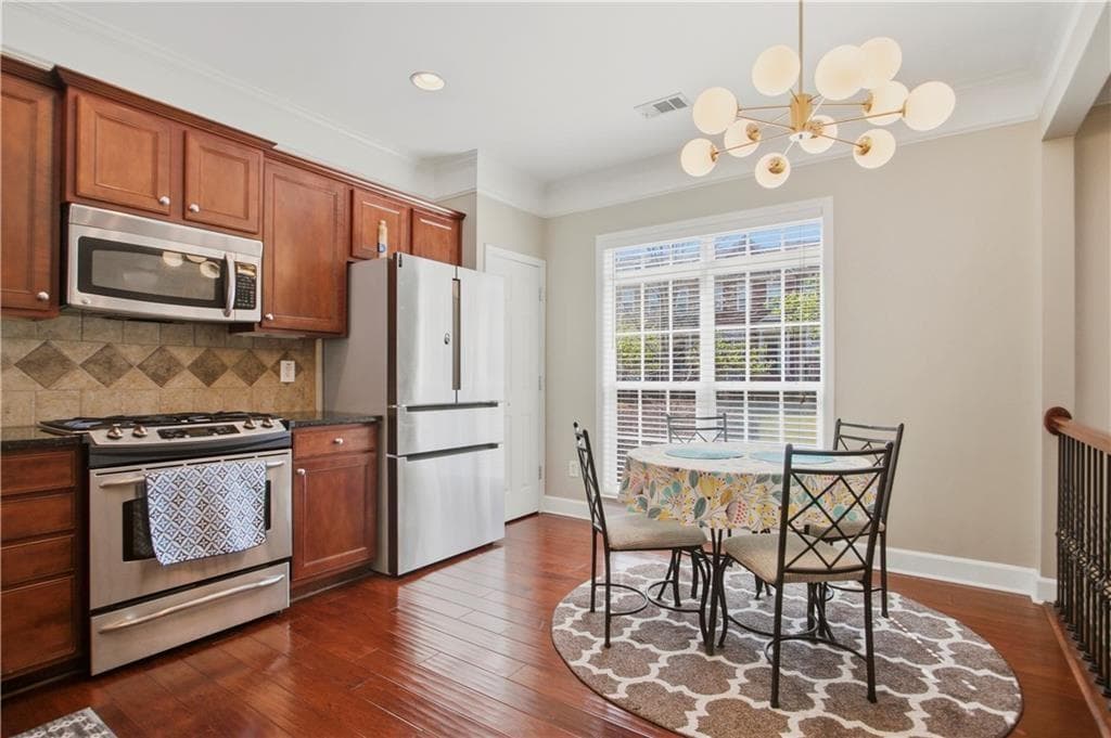 3 bedroom, 4 bathroom, 1,848 sq ft townhouse for sale at 4802 Seldon Way, Smyrna, GA 30080 — photo 6
