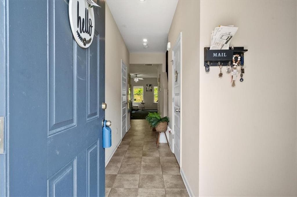 3 bedroom, 3 bathroom, 2,026 sq ft single family residence for sale at 123 Waterside Ridge, Calhoun, GA 30701 — photo 4