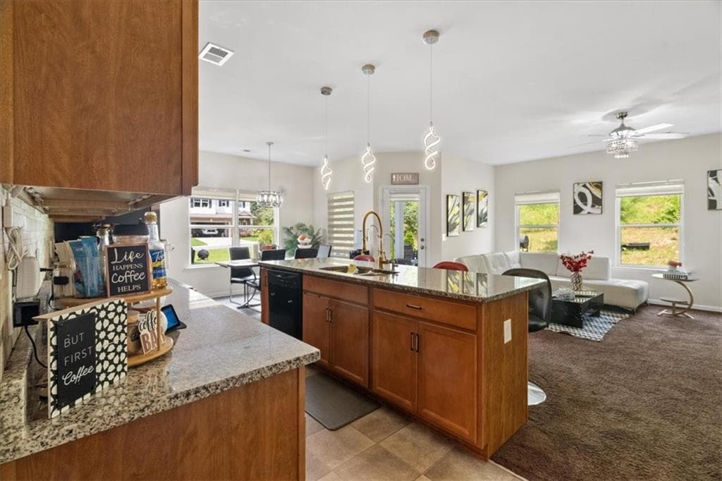 3 bedroom, 3 bathroom, 2,026 sq ft single family residence for sale at 123 Waterside Ridge, Calhoun, GA 30701 — photo 7
