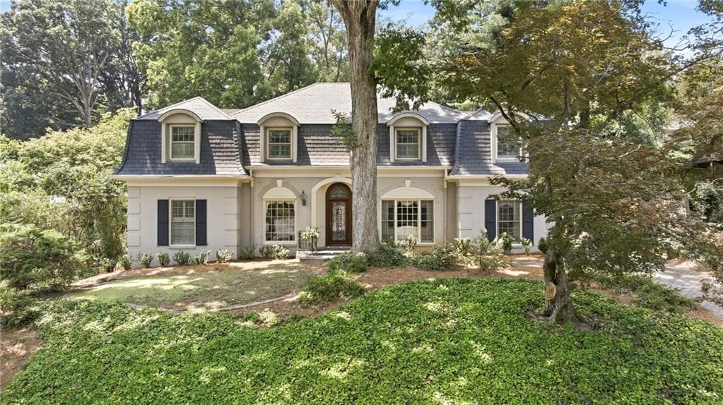4 bedroom, 4 bathroom, 5,375 sq ft single family residence for sale at 885 Glenwood Drive, Gainesville, GA 30501