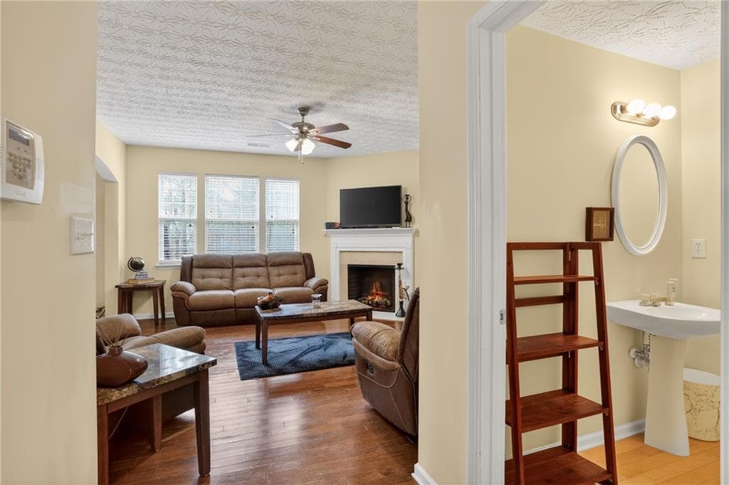 3 bedroom, 3 bathroom, 1,783 sq ft townhouse for rent at 5556 Cascade Run, Atlanta, GA 30336 for $2,550 a month — photo 6