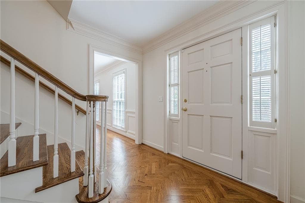 5 bedroom, 4 bathroom, 4,471 sq ft single family residence for rent at 5274 Wyntercreek Way, Dunwoody, GA 30338 for $6,000 a month — photo 5