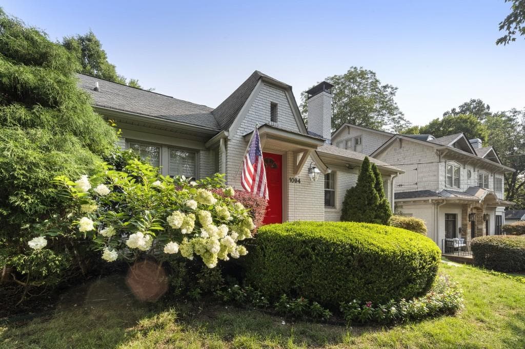 5 bedroom, 4 bathroom, 2,689 sq ft single family residence sold at 1094 Virginia Avenue, Atlanta, GA 30306