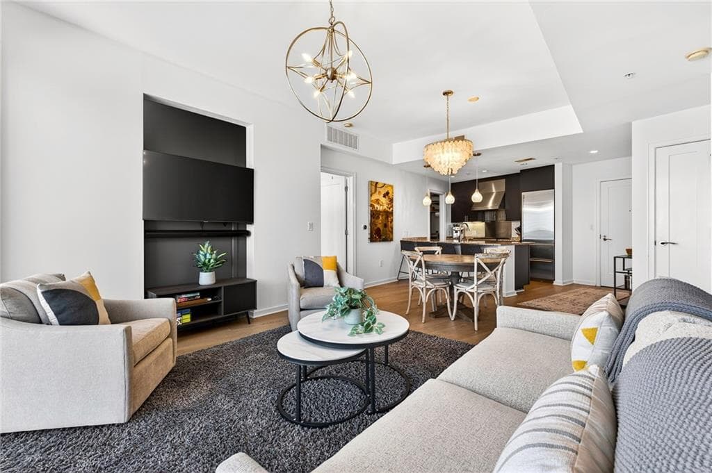 2 bedroom, 2 bathroom, 1,262 sq ft condominium for sale at 3325 Piedmont Road 2407, Atlanta, GA 30305 — photo 8