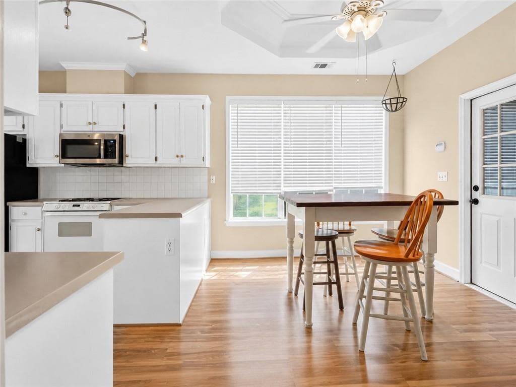 3 bedroom, 2 bathroom, 2,250 sq ft single family residence for sale at 1959 Toccoa Falls, Grovetown, GA 30813 — photo 5