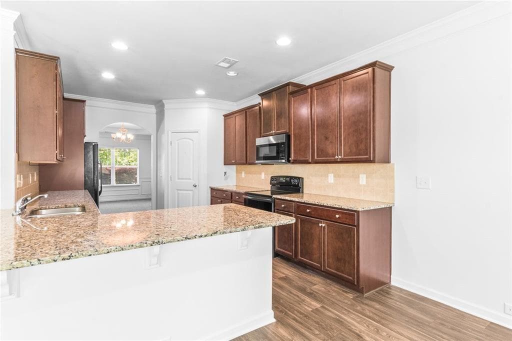 5 bedroom, 4 bathroom, 3,025 sq ft single family residence for rent at 1061 Blind Brook Circle, Hoschton, GA 30548 for $2,350 a month — photo 7