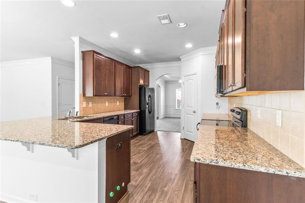 5 bedroom, 4 bathroom, 3,025 sq ft single family residence for rent at 1061 Blind Brook Circle, Hoschton, GA 30548 for $2,350 a month — photo 8