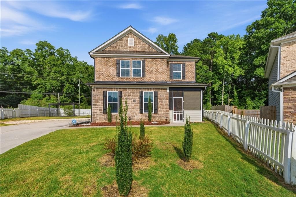 5 bedroom, 3 bathroom, 2,062 sq ft single family residence for sale at 145 Hunts Mill Circle, Griffin, GA 30224