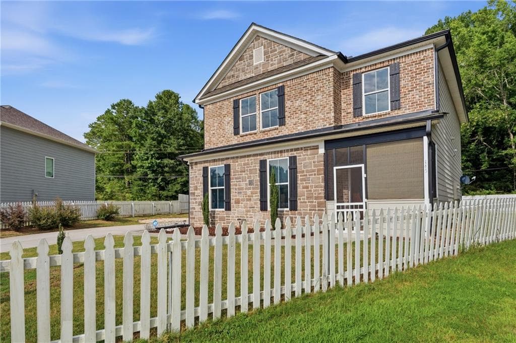 5 bedroom, 3 bathroom, 2,062 sq ft single family residence for sale at 145 Hunts Mill Circle, Griffin, GA 30224 — photo 8