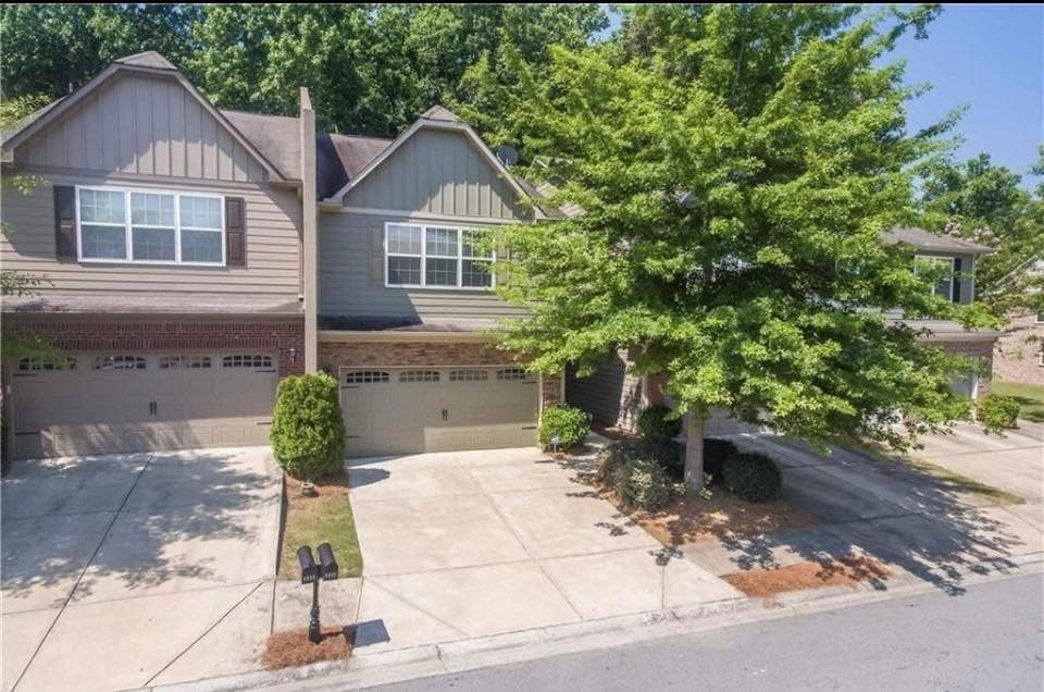 2 bedroom, 3 bathroom townhouse for rent at 3232 Brockenhurst Drive, Buford, GA 30519 for $2,200 a month — photo 3