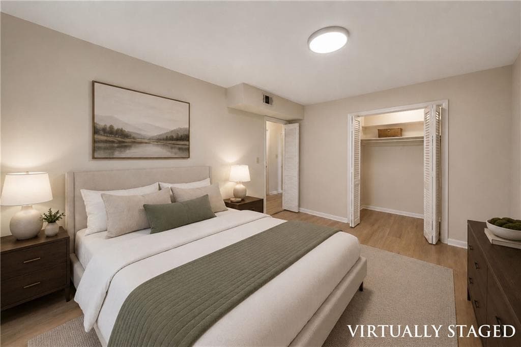 2 bedroom, 1 bathroom, 1,075 sq ft condominium for sale at 1111 Clairemont Avenue N3, Decatur, GA 30030 — photo 4