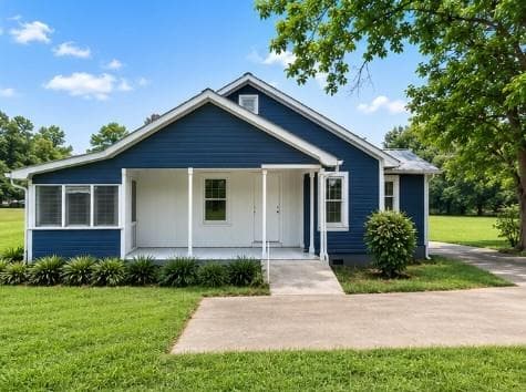 3 bedroom, 1 bathroom, 1,044 sq ft single family residence for rent at 106 Noland Street, Adairsville, GA 30103 for $1,500 a month — photo 1 of 15