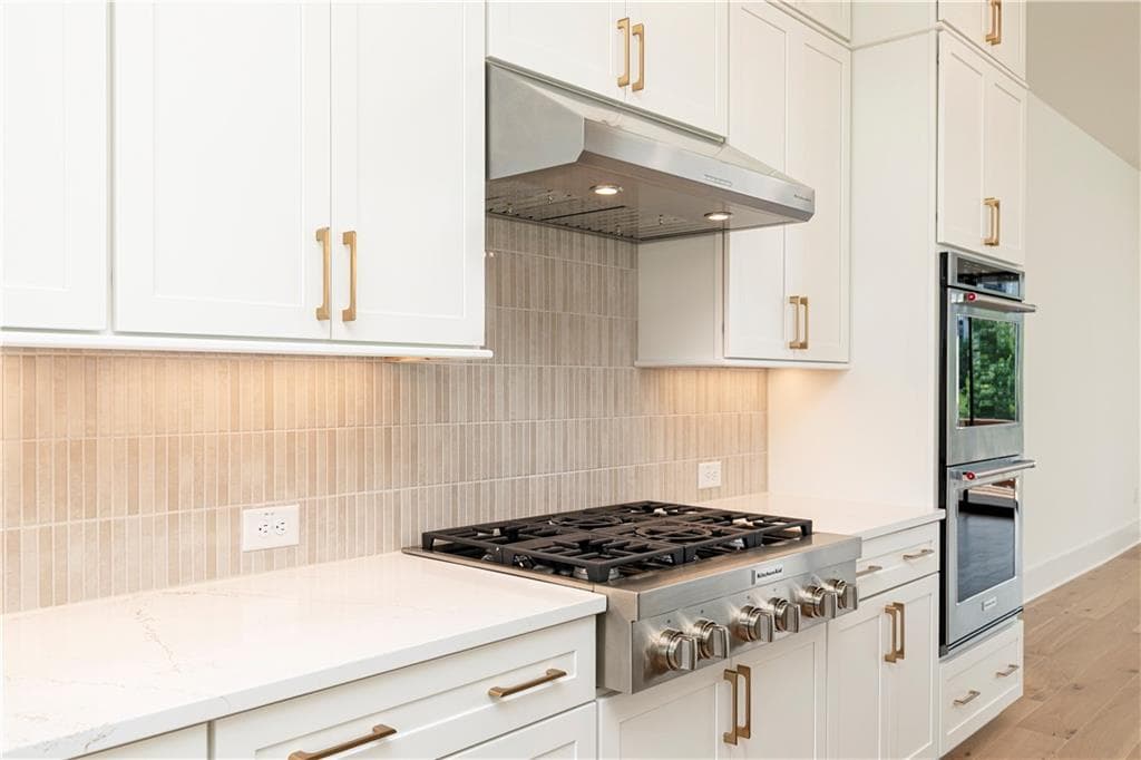3 bedroom, 4 bathroom, 2,700 sq ft townhouse for sale at 5000 Hartwell Place, Alpharetta, GA 30009 — photo 8