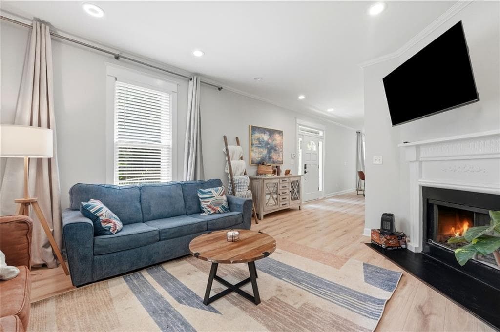 2 bedroom, 3 bathroom single family residence for rent at 312 Glenwood Avenue, Atlanta, GA 30312 for $2,600 a month — photo 6