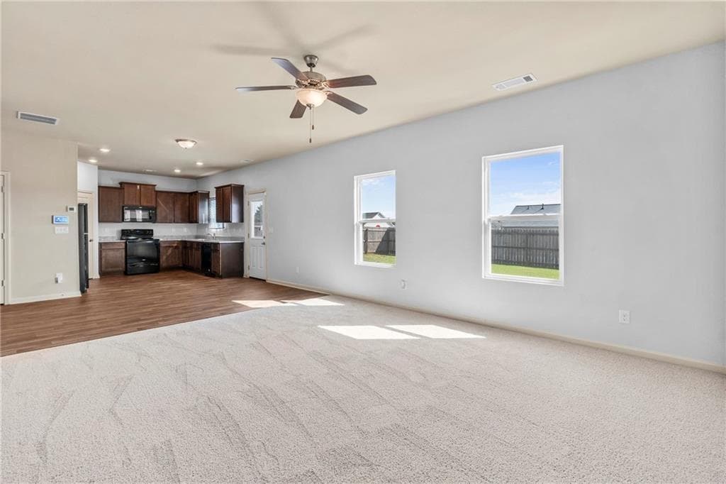 4 bedroom, 3 bathroom, 1,837 sq ft single family residence for sale at 337 Darling Lane, Pendergrass, GA 30567 — photo 10