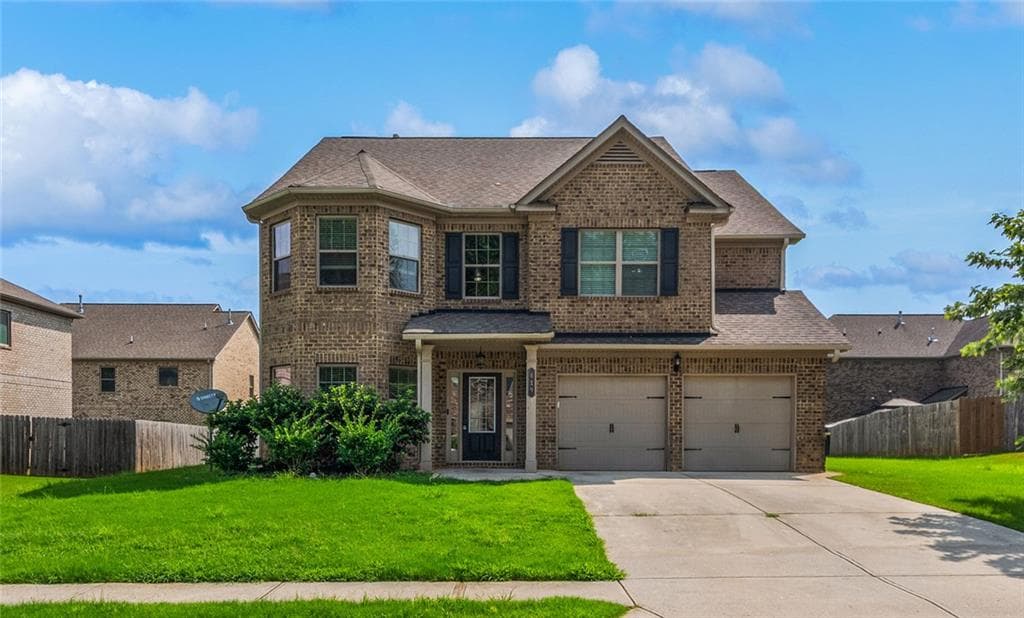 5 bedroom, 3 bathroom, 3,289 sq ft single family residence for rent at 419 Live Oak Pass, Loganville, GA 30052 for $2,495 a month — photo 1 of 22